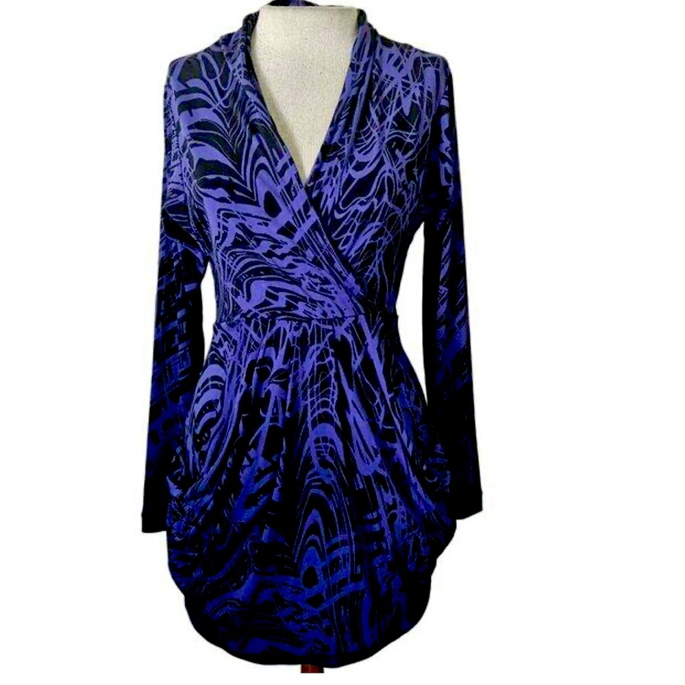 BCBG Generation long sleeve mini dress